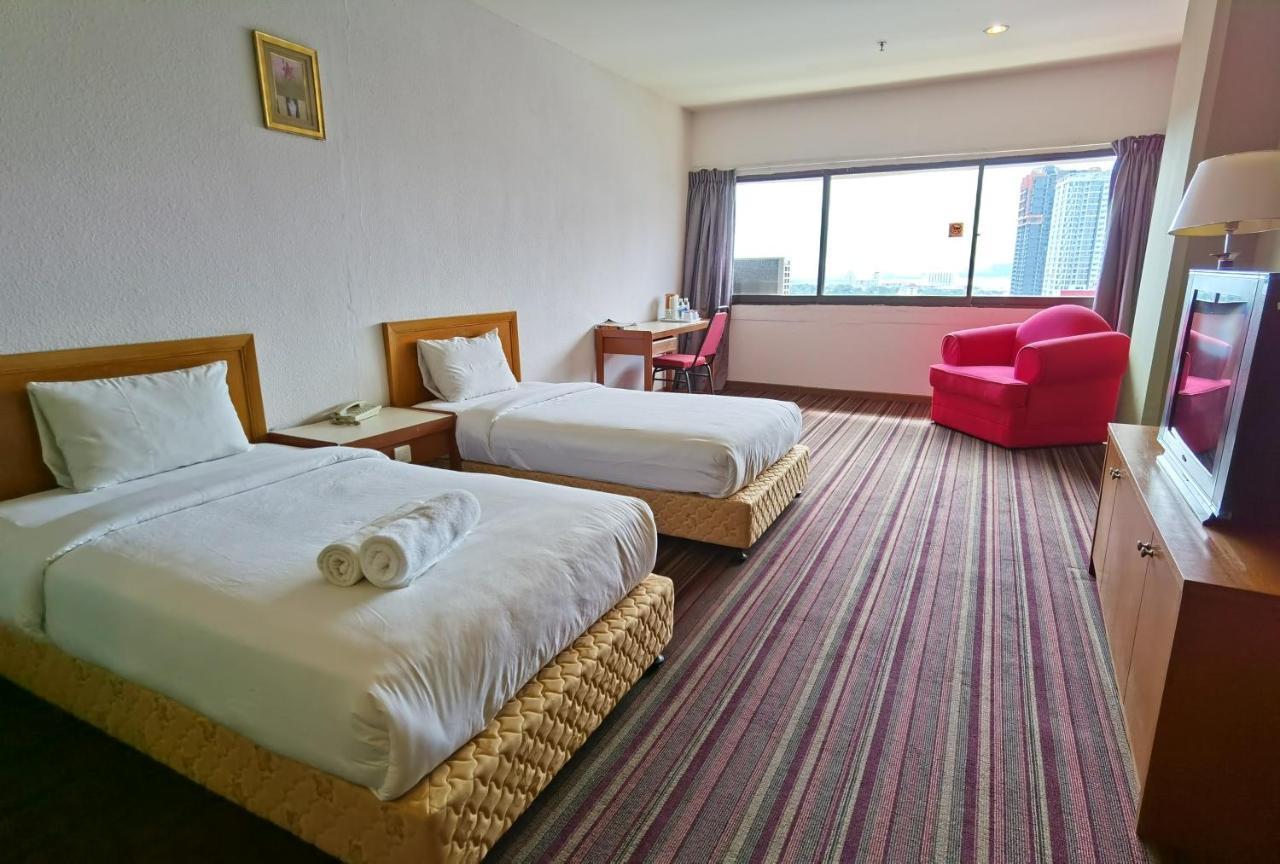 Folkmeldrum Hotel Johor Bahru Esterno foto