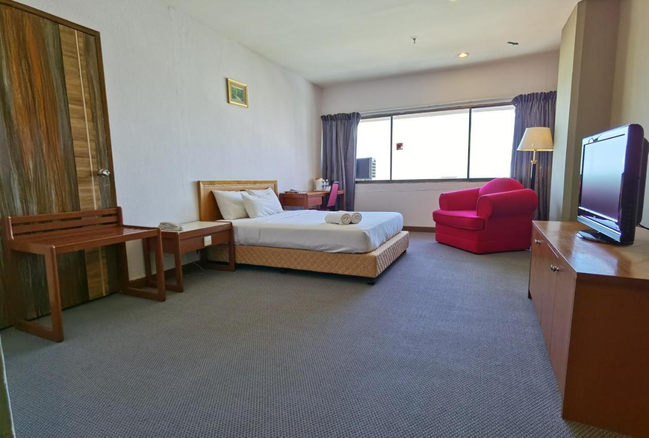 Folkmeldrum Hotel Johor Bahru Esterno foto