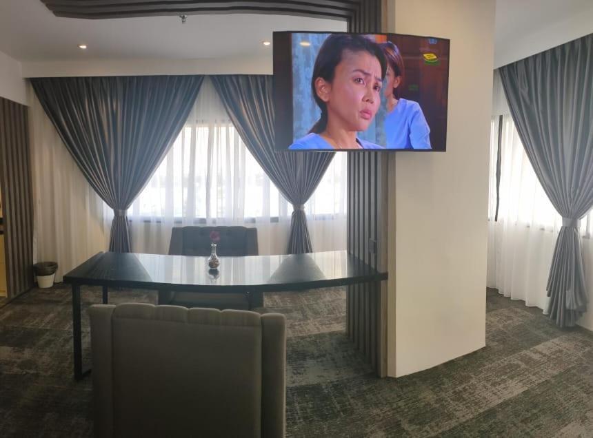 Folkmeldrum Hotel Johor Bahru Esterno foto