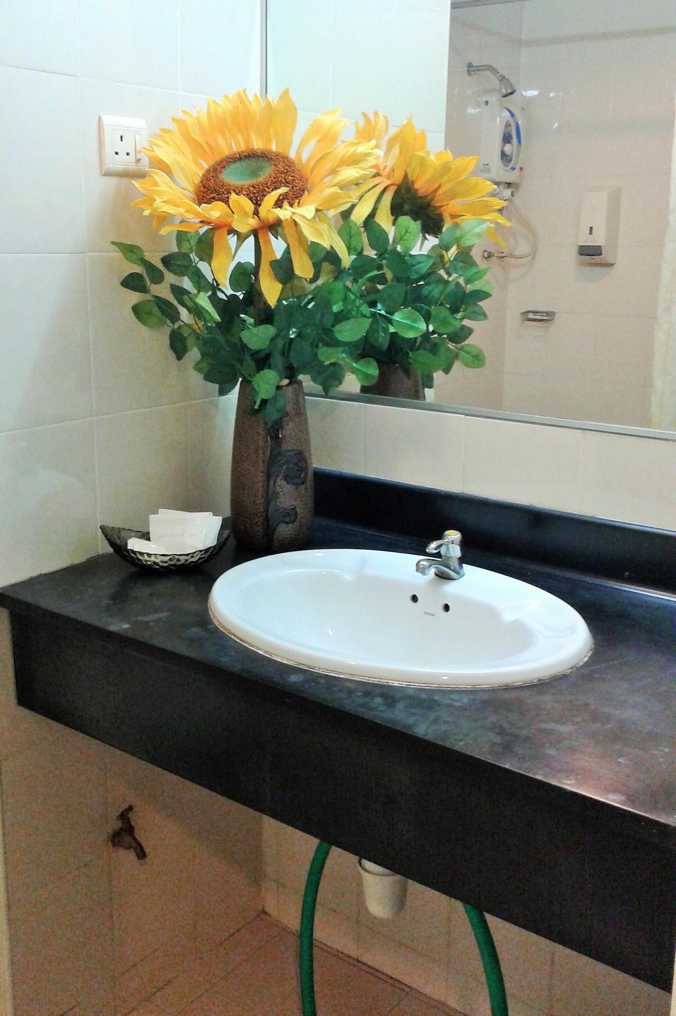 Folkmeldrum Hotel Johor Bahru Esterno foto