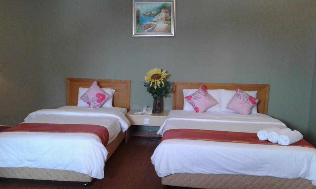Folkmeldrum Hotel Johor Bahru Esterno foto